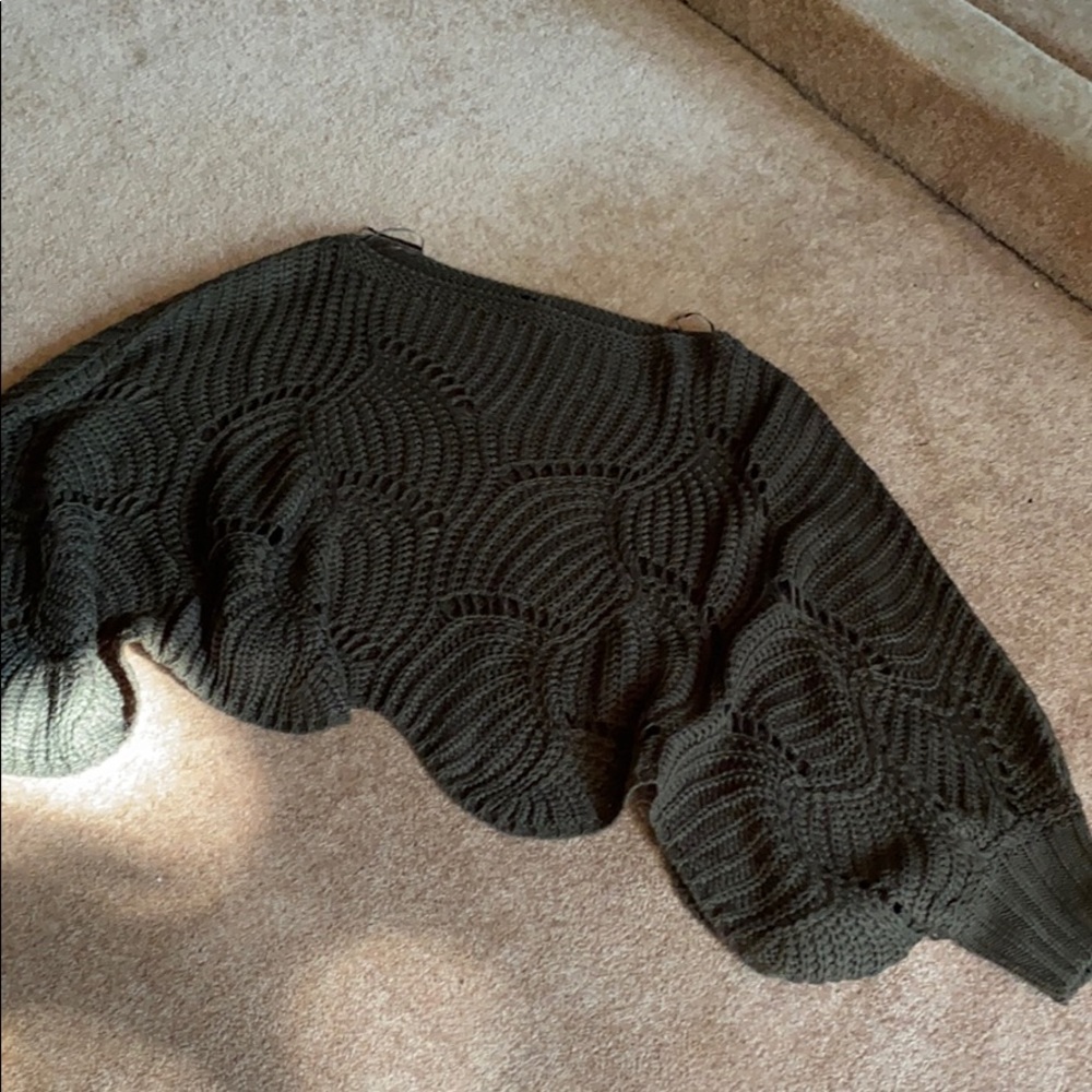 Cropped sweater